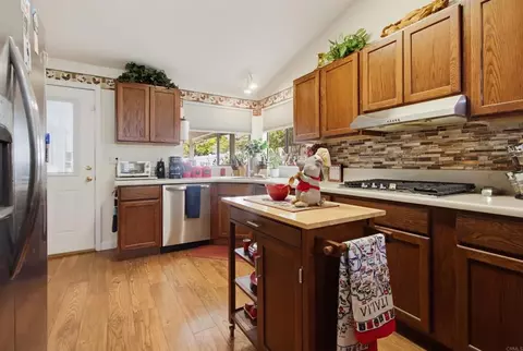 Kitchen - 3522 Turquoise Ln, Oceanside, CA 92056 photo 3 of 4