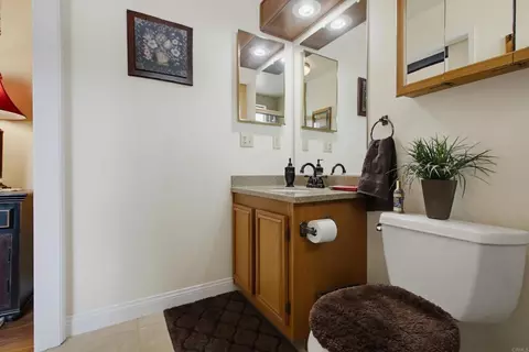 Bath - 3522 Turquoise Ln, Oceanside, CA 92056 photo 2 of 6