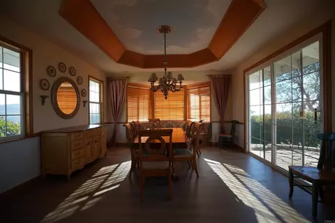 Dining - 3730 Silverleaf Ln, Vista, CA 92084 photo 2 of 5