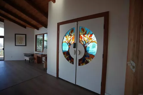 Entry Way - 3730 Silverleaf Ln, Vista, CA 92084 photo 5 of 6