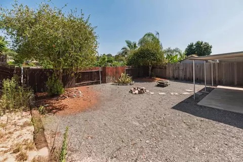 Exterior - 219 Gloxina St, Encinitas, CA 92024 photo 13 of 13