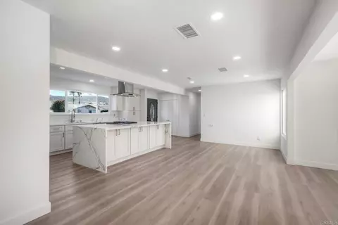 Living - 14562 Kennebunk St, Poway, CA 92064 photo 2 of 9