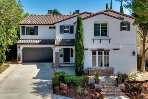 955 Wild Iris Ct, San Marcos, CA 92078