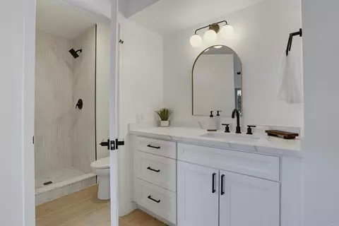 Bath - 5700 Baltimore Dr #146, La Mesa, CA 91942 photo 1 of 4
