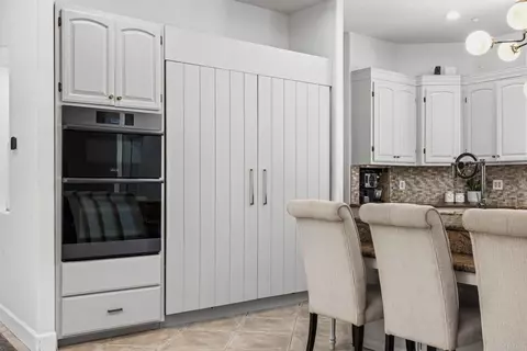 Kitchen - 563 Pile St, Ramona, CA 92065 photo 8 of 9