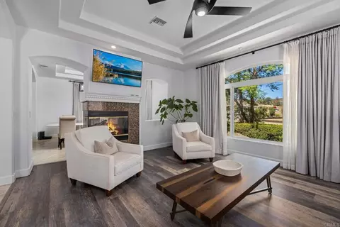 Living - 563 Pile St, Ramona, CA 92065 photo 1 of 6