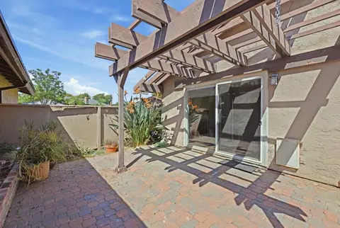 Exterior - 554 Fruit Tree Way, Oceanside, CA 92058 photo 6 of 9