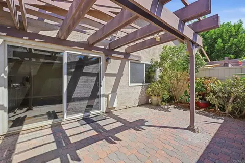 Exterior - 554 Fruit Tree Way, Oceanside, CA 92058 photo 7 of 9