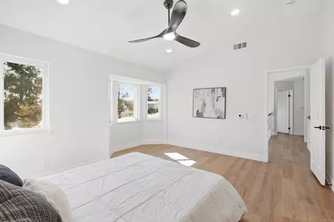 Bedroom - 1433 El Cielo Ln, Escondido, CA 92026 photo 5 of 7