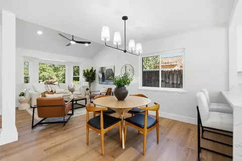 Dining - 1433 El Cielo Ln, Escondido, CA 92026 photo 1 of 3