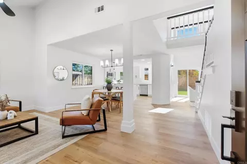 Entry Way - 1433 El Cielo Ln, Escondido, CA 92026 photo 1 of 2