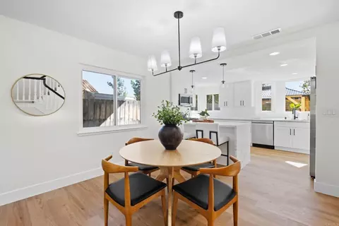 Dining - 1433 El Cielo Ln, Escondido, CA 92026 photo 3 of 3