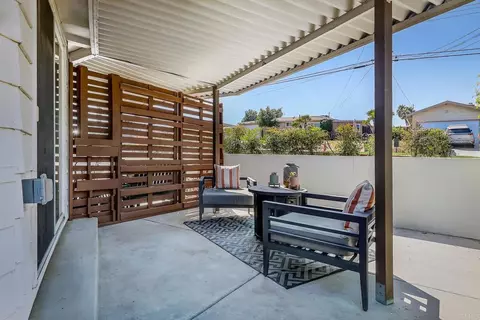 Exterior - 719 La Presa Ave, Spring Valley, CA 91977 photo 4 of 6