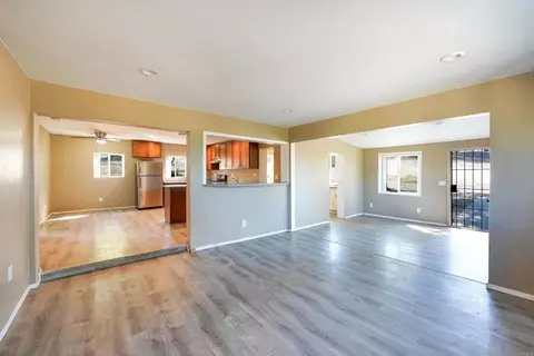 Living - 1698 Griffith Rd, Ramona, CA 92065 photo 3 of 3