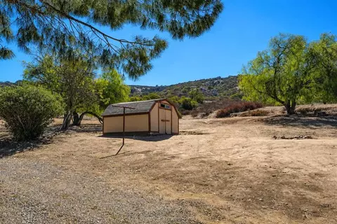 Exterior - 1698 Griffith Rd, Ramona, CA 92065 photo 7 of 9