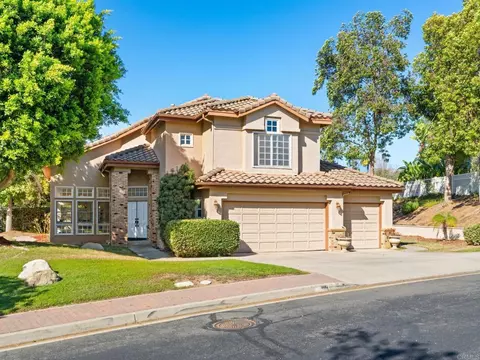 Exterior - 980 Cookie Ln, Fallbrook, CA 92028 photo 2 of 11