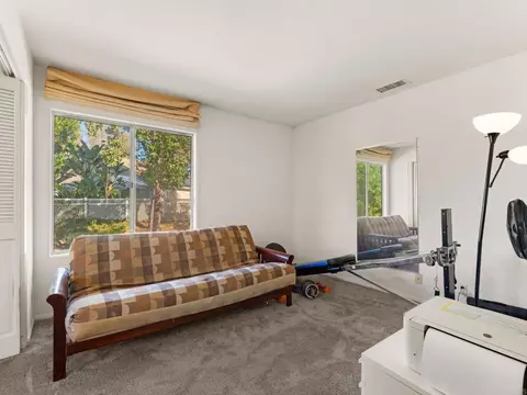 Bedroom - 980 Cookie Ln, Fallbrook, CA 92028 photo 4 of 9