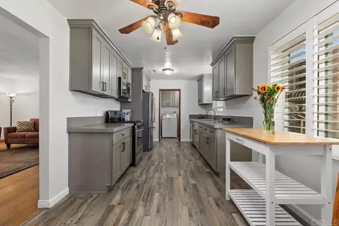 Kitchen - 351 E 10th Ave, Escondido, CA 92025 photo 2 of 4
