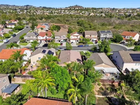 View/Area - 1009 Longfellow Ct, Oceanside, CA 92057 photo 5 of 11