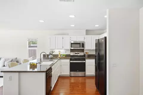 Kitchen - 1009 Longfellow Ct, Oceanside, CA 92057 photo 2 of 4