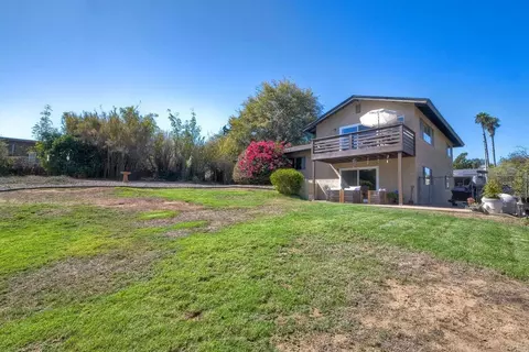Exterior - 1461 Boyle Ave, Escondido, CA 92027 photo 5 of 9
