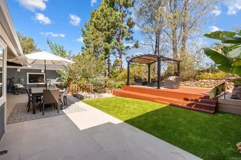 Exterior - 765 Val Sereno Dr, Encinitas, CA 92024 photo 11 of 16