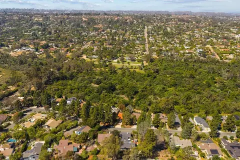 View/Area - 765 Val Sereno Dr, Encinitas, CA 92024 photo 5 of 5