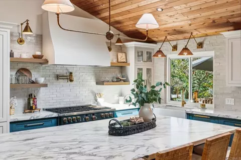Kitchen - 765 Val Sereno Dr, Encinitas, CA 92024 photo 5 of 7