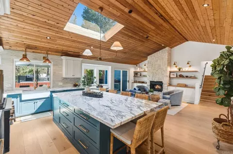 Kitchen - 765 Val Sereno Dr, Encinitas, CA 92024 photo 2 of 7