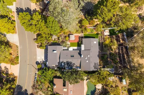 View/Area - 765 Val Sereno Dr, Encinitas, CA 92024 photo 3 of 5