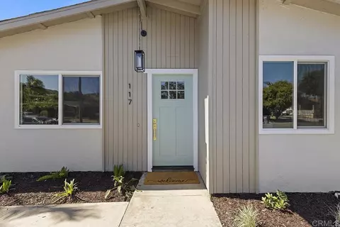 Exterior - 117 Magdalena Dr, Oceanside, CA 92057 photo 2 of 7