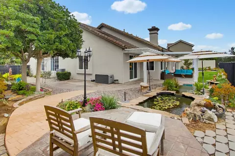 Exterior - 1139 Highland Park, Fallbrook, CA 92028 photo 11 of 14
