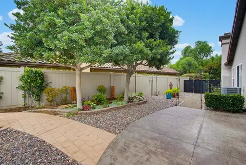 Exterior - 1139 Highland Park, Fallbrook, CA 92028 photo 12 of 14