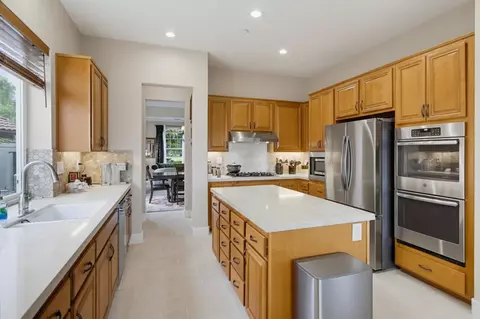 Kitchen - 1139 Highland Park, Fallbrook, CA 92028 photo 2 of 4