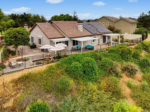 View/Area - 1139 Highland Park, Fallbrook, CA 92028 photo 4 of 10