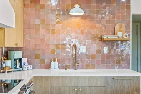 Kitchen - 5215 Shadow Mountain Rd, Joshua Tree, CA 92252 photo 3 of 5