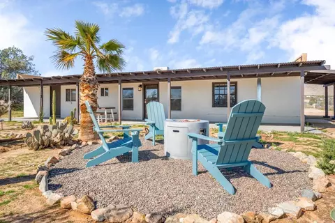 Exterior - 5215 Shadow Mountain Rd, Joshua Tree, CA 92252 photo 8 of 12
