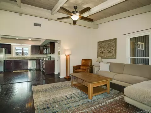 Living - 4880 San Jacinto Cir E, Fallbrook, CA 92028 photo 3 of 4