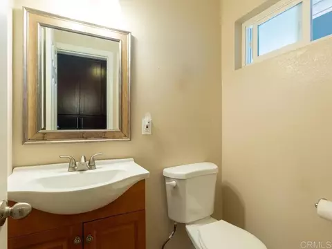 Bath - 4880 San Jacinto Cir E, Fallbrook, CA 92028 photo 5 of 5