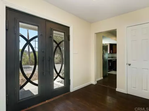 Entry Way - 4880 San Jacinto Cir E, Fallbrook, CA 92028 photo 2 of 2