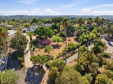 View/Area - 2900 Harris Dr, Vista, CA 92084 photo 1 of 3
