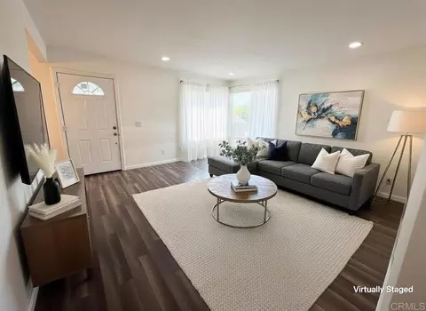 Living - 535 N Beech St #18, Escondido, CA 92025 photo 1 of 2