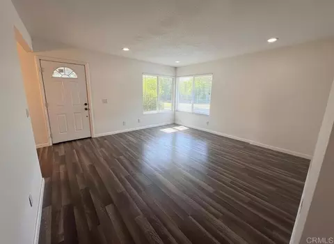Living - 535 N Beech St #18, Escondido, CA 92025 photo 2 of 2