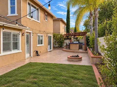 Exterior - 32156 Beaver Creek Ln, Temecula, CA 92592 photo 6 of 9