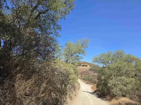 27828 Golden Eagle Rd, Ramona, CA 92065 photo 9