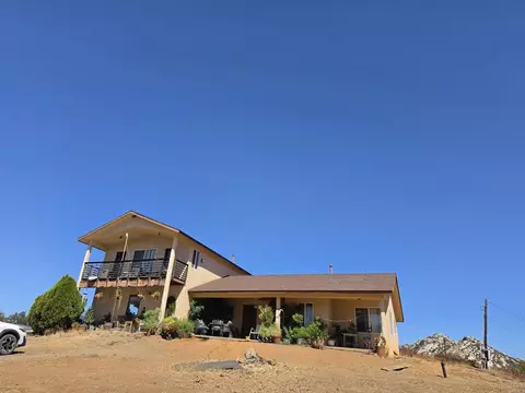 27828 Golden Eagle Rd, Ramona, CA 92065 photo 2