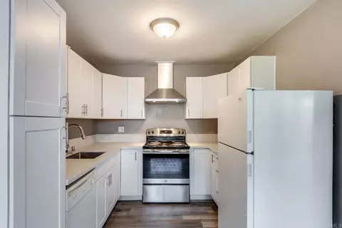Kitchen - 1811 E Grand Ave #149, Escondido, CA 92027 photo 3 of 3