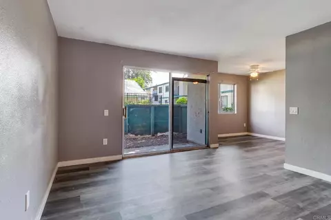 Living - 1811 E Grand Ave #149, Escondido, CA 92027 photo 1 of 4