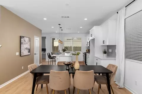 Dining - 32789 Tannat Dr, Temecula, CA 92591 photo 1 of 2