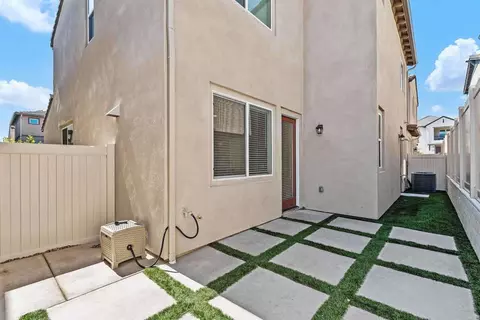 Exterior - 32789 Tannat Dr, Temecula, CA 92591 photo 3 of 9
